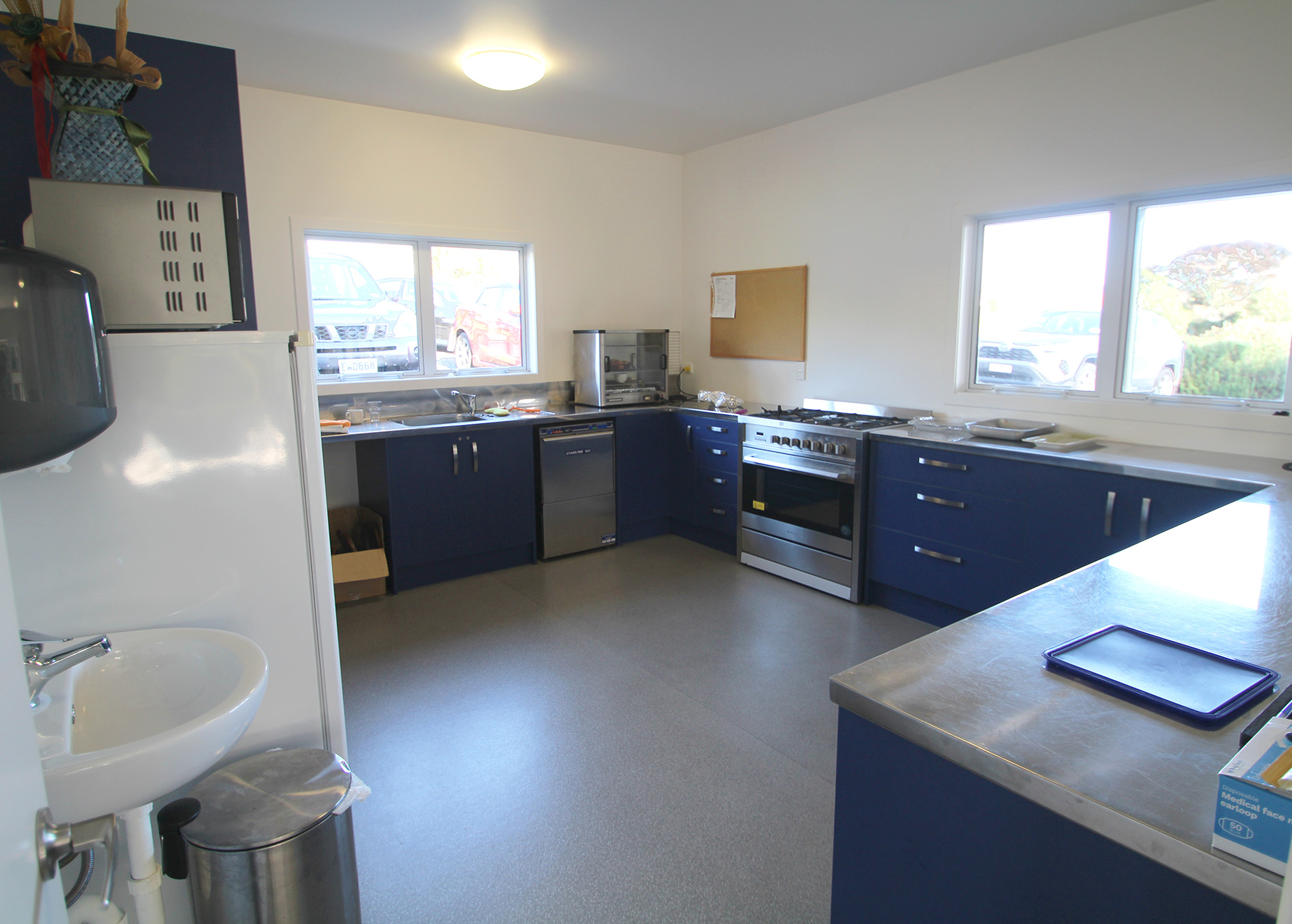 hall kitchen
